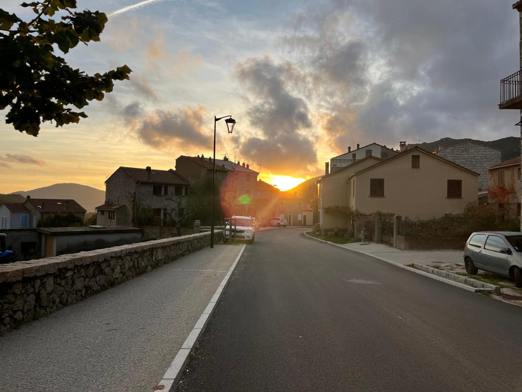 ホテル Sole E Monti Quenza エクステリア 写真